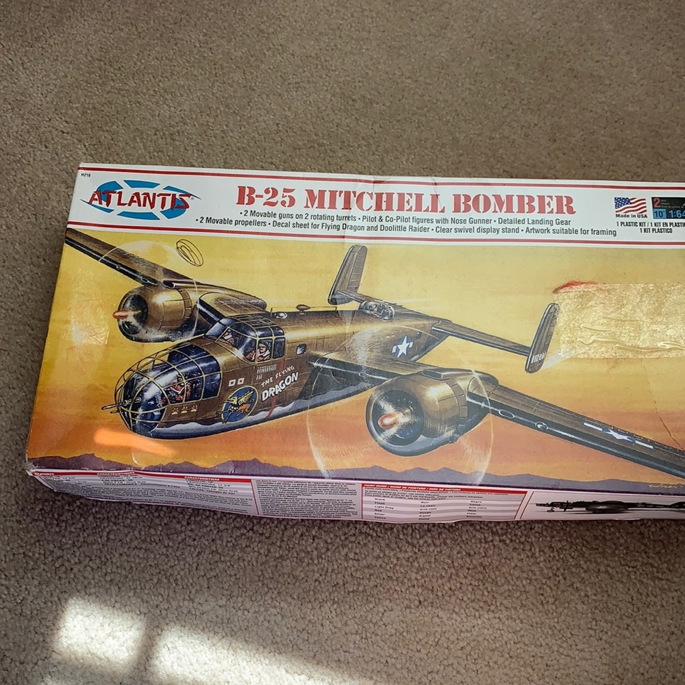 Atlantis B-25 Mitchell Bomber Building Set